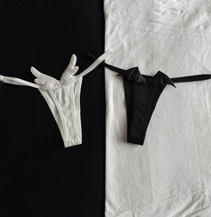 Panties with wings (2 pieces)