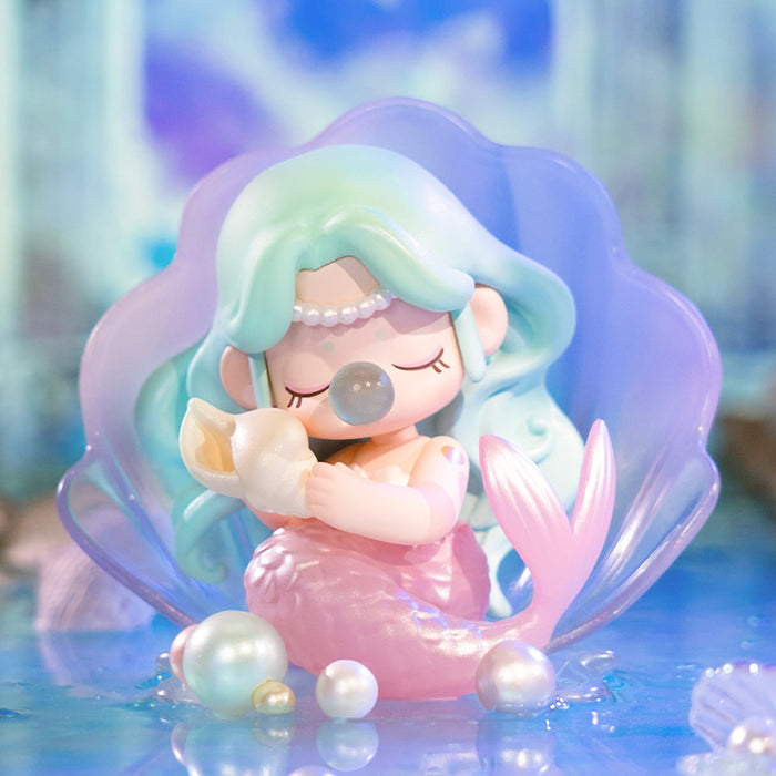Rolife Nanci Museum of Fantasy ZOXX figure close-up of one doll in a Victorian-style fantasy gown with a magnifying