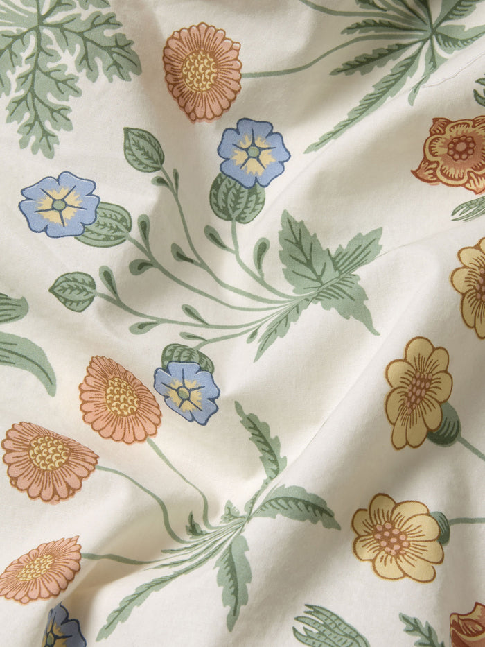 Sage & Mindful Cream Daisy Cotton Pillowcases (Pair)