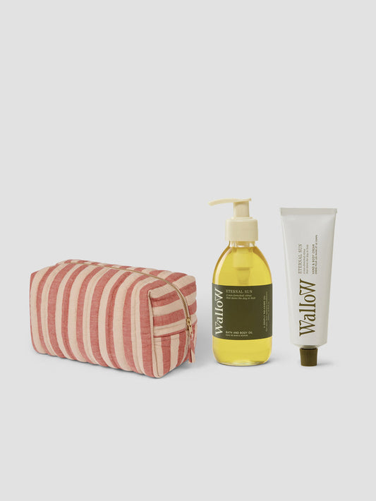 Sandstone Red Washbag & Wallow Goodies